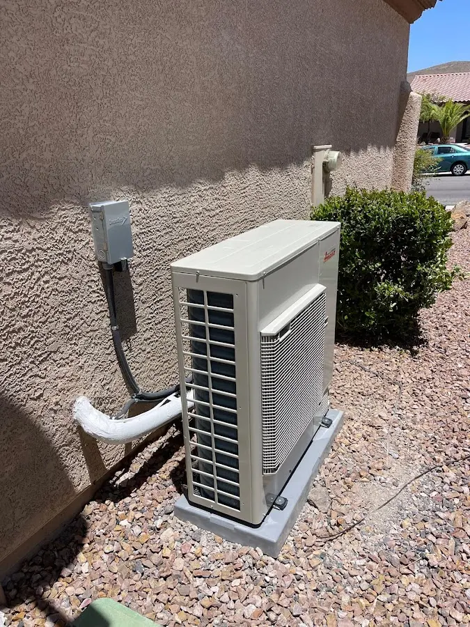 Residential air conditioning condenser unit in Little River